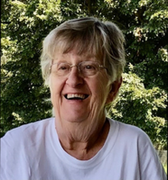 Doris  Andrews