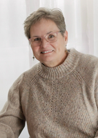 Linda F Smoker